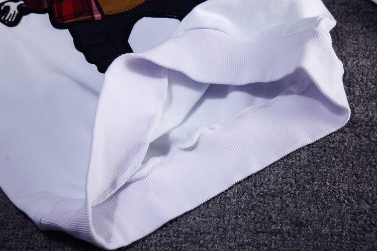 男裝T恤產(chǎn)品攝影與通信技術(shù)開發(fā)的創(chuàng)新融合